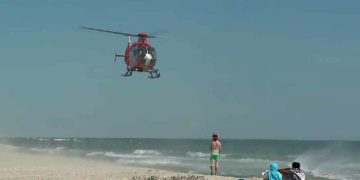 Un tânăr de 16 ani s-a înecat duminică, la Costinești