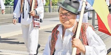 Războiul pădurilor din Borșa continuă: Mai mulți cetățeni protestează în fața Parlamentului European de la Strasbourg