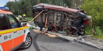 Trei români au murit într-un cumplit accident în Cehia. Se întorceau acasă de la muncă din Marea Britanie