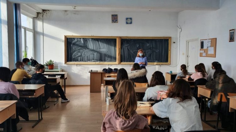 Proiectul Relații sănătoase vs. relații toxice, derulat în şcolile diun judeţ, s-a încheiat în acest an școlar