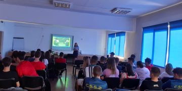 „Despre puterea vulnerabilității” la Colegiul Economic „Nicolae Titulescu” din Baia Mare