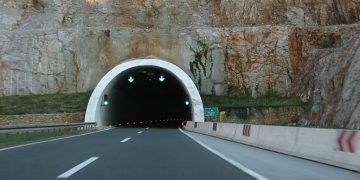 Tunelul pe sub Gutin, revine în actualitate: Praf în ochi sau tentative de speranțe