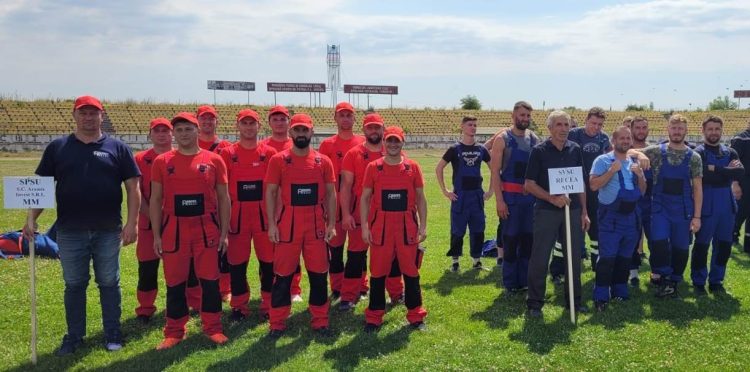 Echipajele Serviciilor Voluntare și Private pentru Situații de Urgență din Maramureş, pe podium la concursul din Turda