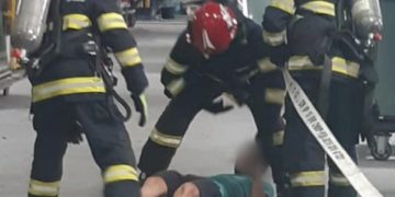 Incendiu cu două victime surprinse în interiorul unei hale de producţie. A fost un exerciţiu al pompierilor băimăreni