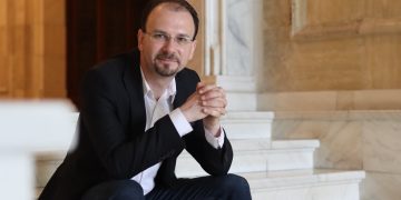 CANDIDEZ LA PREȘEDINȚIA USR PENTRU CĂ VREAU UN PARTID CURAJOS PENTRU ROMÂNIA