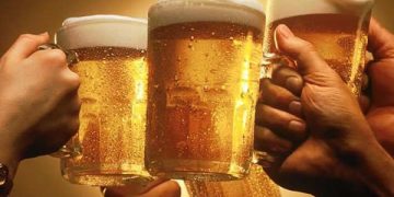 Veste proastă pentru iubitorii de bere. Cu cât se scumpeşte de la 1 august