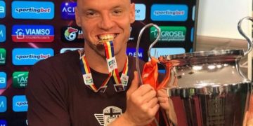 „Nu există mulți atacanți de valoare, sper ca el să revină la națională”. Pe cine vede Cristi Bud în atacul „tricolorilor”