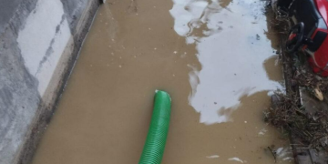 INUNDAȚII în Rugășești: trafic blocat între Rohia și Măgoaja