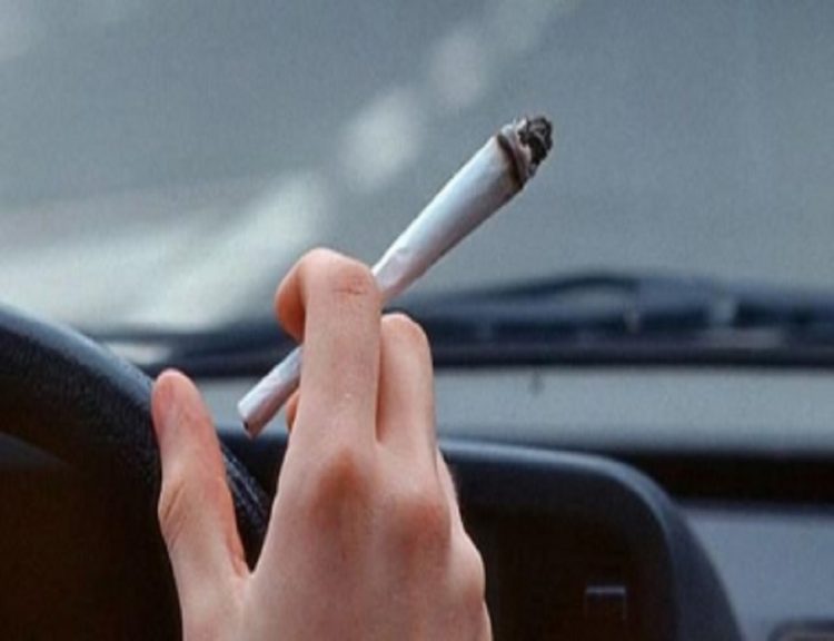 Băimăreancă, prinsă drogată la volan după ce a provocat un accident