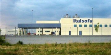 Merge ceas, dar produce canapele. Italsofa are o cifră de afaceri în creștere cu 23 %