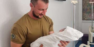 Marian Godină a devenit tată