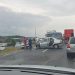 Accident grav la Buşag: O persoană este încarcerată