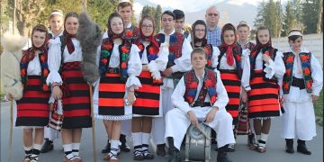 Ansamblul „Mugurelul” Sighetu Marmaţiei participă în Polonia la un festival internațional de folclor montan