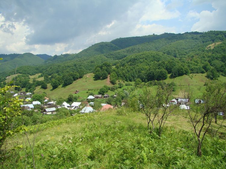 Narcisa Suciu şi Mircea Rusu,la Festivalul Trecui Dealul la Băiuț