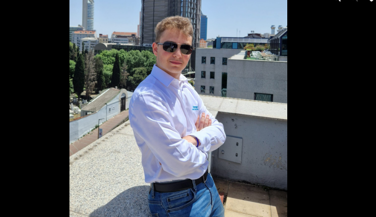 Elevi cu care ne mândrim: Traian Rareș Tuș, în lotul României la Olimpiada internațională de Astronomie și Astrofizică