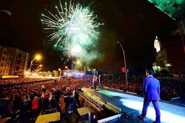 Andra, Holograf, Carla s Dreams, Irina Rimes și mulți alții pe scena Sărbătorii Castanelor