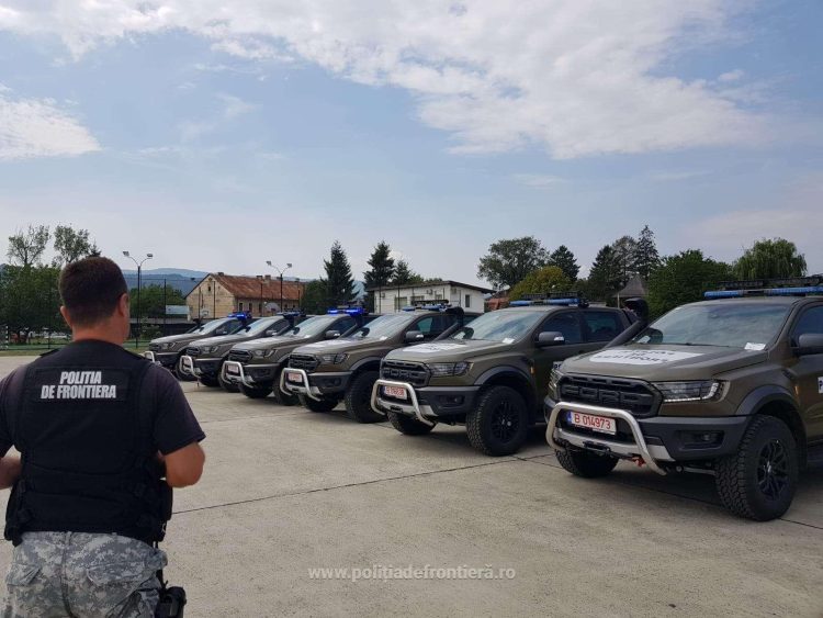 Inspectoratul Teritorial al Poliției de Frontieră Sighetu Marmației, dotat cu şase autospeciale 4×4 pentru teren dificil