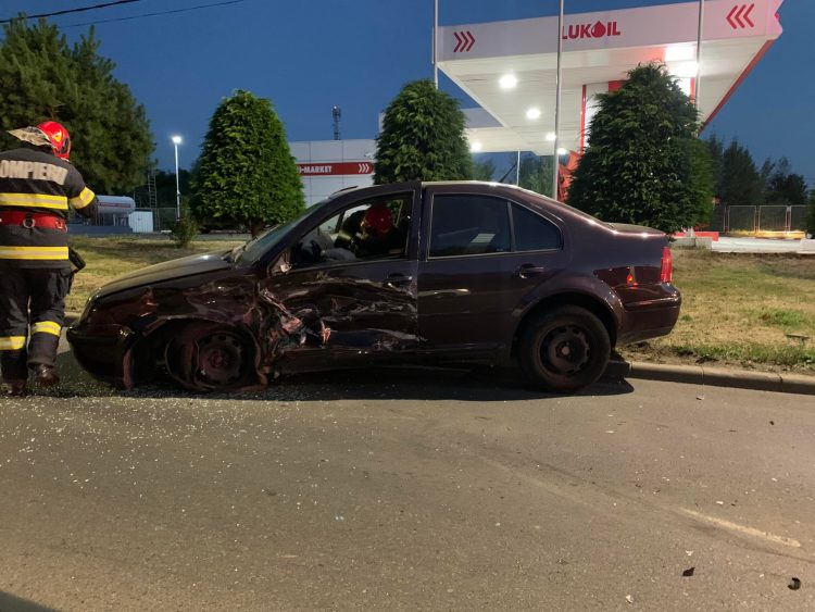 Am început weekend-ul bine: Accident la intrare în Baia Mare