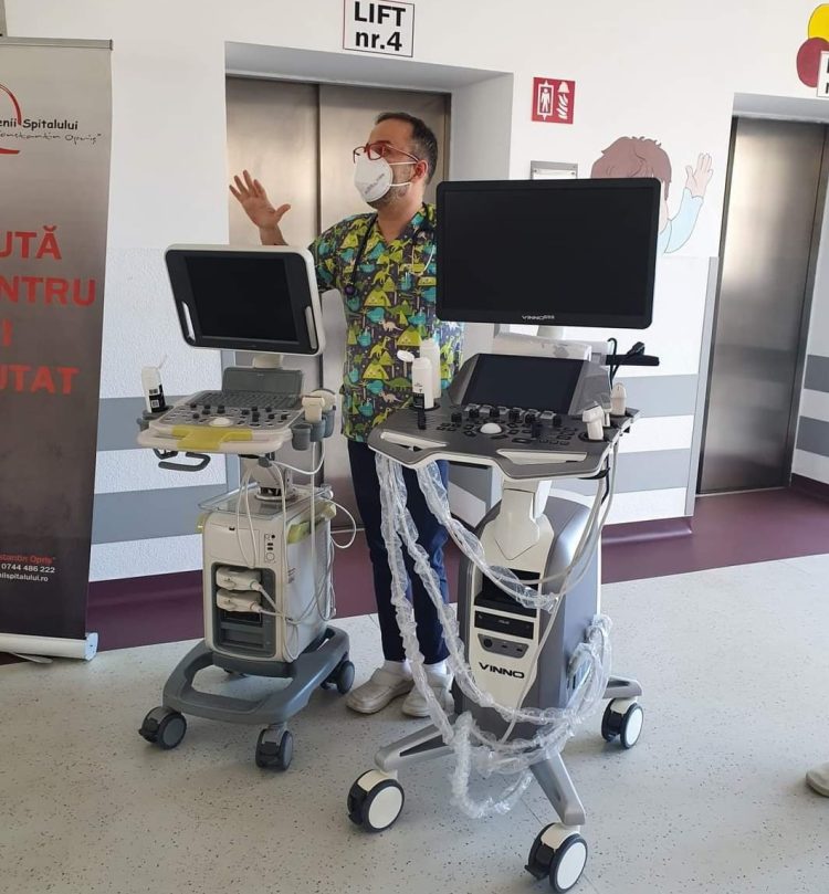 Ecograf de ultimă generație, donat Secției de Pediatrie a Spitalului Județean de Urgență ”Dr. Constantin Opriș”