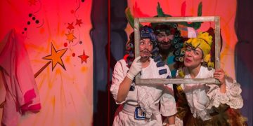 Teatrul de Păpuşi Baia Mare. „Făt – Frumos cel mofturos şi un Zmeu întors pe dos”, spectacolul cu care începe stagiunea 2022/2023