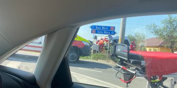 Imagini de la accidentul din Tăuții Măgherăuș: O victimă este încarcerată