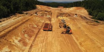 Furt de carburant din utilajele folosite la construcția autostrăzii Transilvania, au furat sute de litri