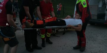 Tânăr de 18 ani, recuperat de pe munți de salvamontiștii maramureșeni