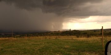 O furtună violentă mătură judeţul – foto