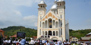 Sfințirea Bisericii greco-catolice „Adormirea Maicii Domnului” din Ieud