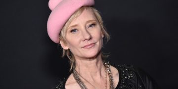 Anne Heche a murit în urma accidentului de maşină