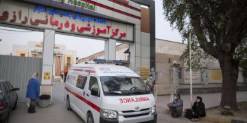 Accident cu cel puţin 16 morţi şi 8 răniţi, după ce un camion a intrat într-un maxi-taxi