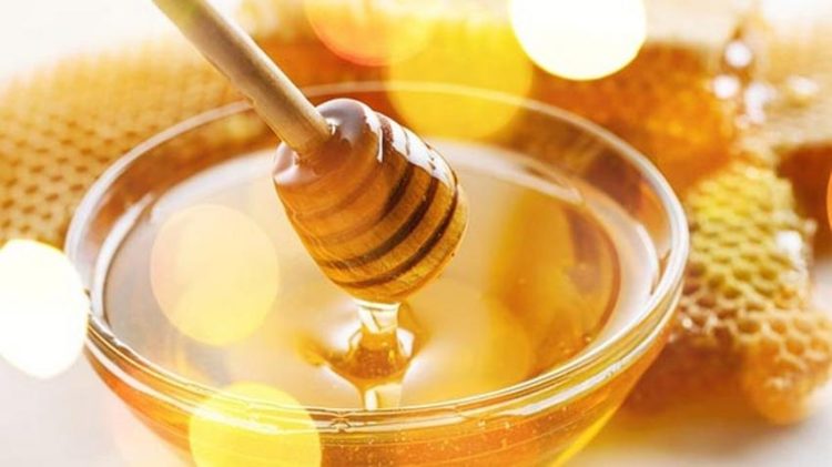Se scumpeşte mierea. Cât va costa un borcan