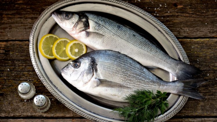 Alertă alimentară! Pește cu metale grele, din import, descoperit în magazine