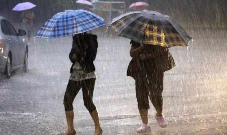 Noi avertizări de vreme severă. Cod portocaliu în aproape toată țara. Cod galben în Maramureş