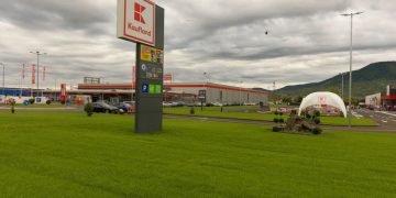 Kaufland România inaugurează alte două magazine. Unul la Baia Mare
