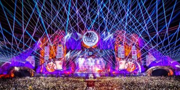 Bilanţ Untold. Tânără luată cu targa, peste 100 de persoane prinse cu substanţe interzise şi o bătaie