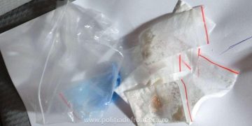 Tânăr de 18 ani descoperit cu substanțe interzise pe o stradă din Sighetu Marmaţiei