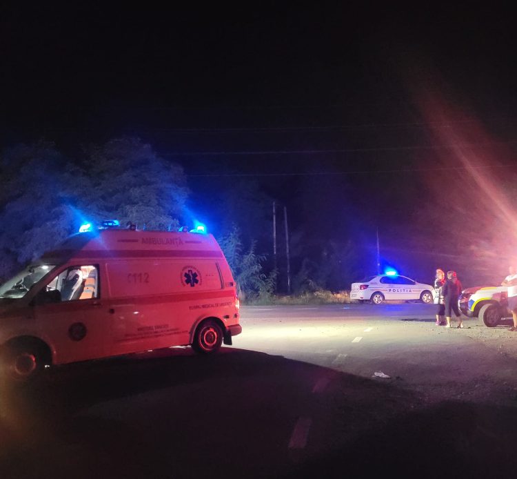 Accident deosebit de grav în Satu Nou de Jos: O căruță nesemnalizată a fost spulberată de un autoturism