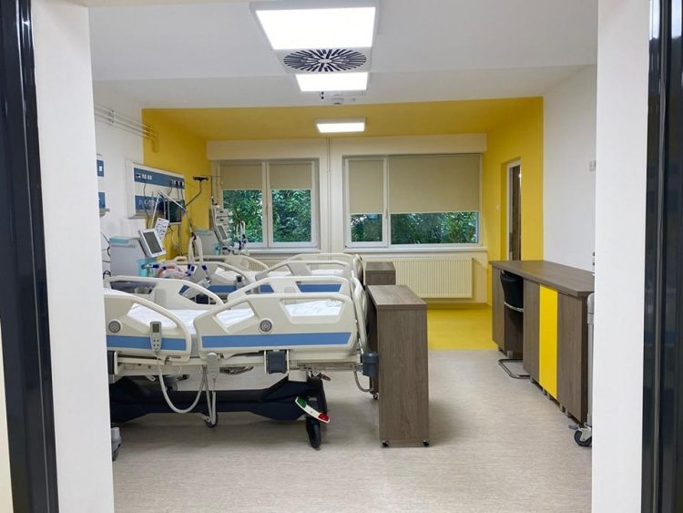 Compartimentul de Terapie Intensivă funcţionează de azi la Spitalul de Boli Infecţioase şi Psihiatrie Baia Mare