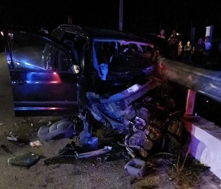 Accident teribil în Sălaj. Doi tineri de 16 şi 19 ani au murit pe loc după ce s-au izbit cu maşina de un cap de pod