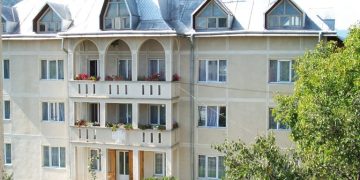 Credincioşii, invitaţi la hramul Mănăstirii „Maica Îndurerată” din Sighetu Marmației