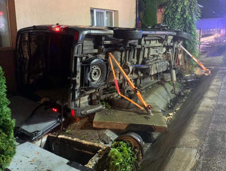 Cum s-a produs accidentul din Seini în urma căruia 9 persoane au rămas încarcerate