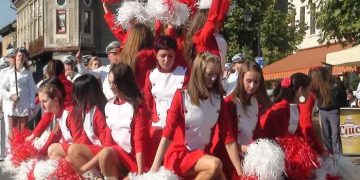 Parada Sărbătorii Castanelor, reprogramată pentru sâmbătă, 24 septembrie, ora 13.00