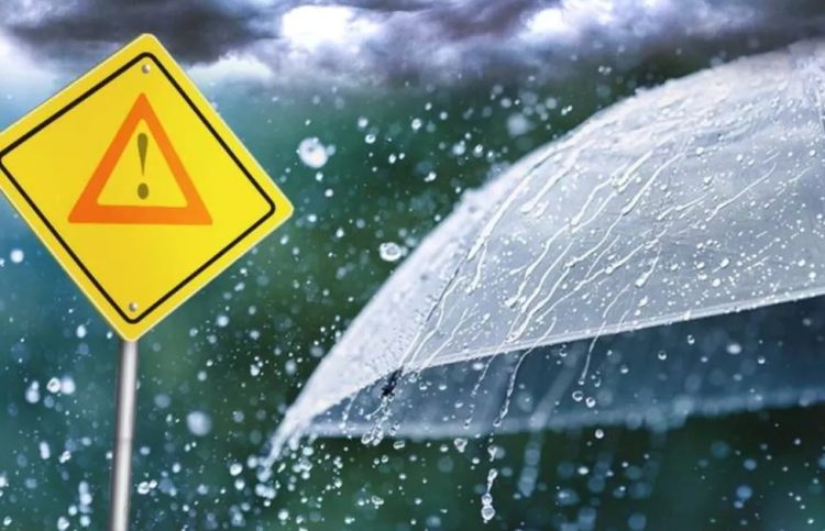 Nou Cod galben de ploi torenţiale, descărcări electrice şi vânt, până sâmbătă seara, în Maramureş