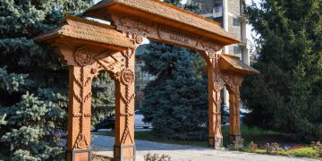 Presa plătită și ticăloșită de un printz? Cât încasați din banul public?