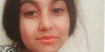 Denisa de 14 ani a dispărut de acasă. Dacă aţi văzut-o, sunaţi la 112