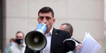 George Simion cheamă românii în stradă pentru a protesta față de preţurile uriaşe la energie