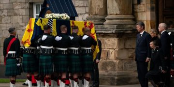 Regina Elisabeta a II-a, ultimul drum regal. Sicriul monarhului va fi despus la Catedrala St Giles din Edinburgh