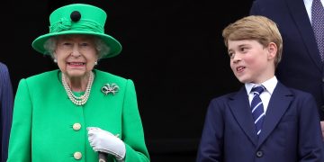 Cine îi ia locul Reginei Elisabeta a II-a la conducerea Marii Britanii. Cum arată linia de succesiune