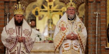 Unde liturghisesc, predică ierarhii în această duminică